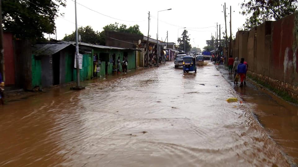 Khasaare baaxad leh oo ka dhashay roobabkii ka da’y dowlad deegaanka