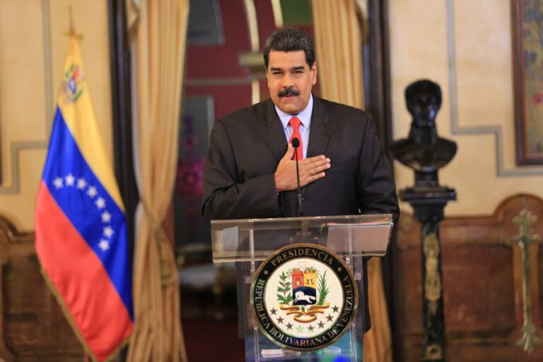 Diyaaradaha Dagaalka Mareykanka oo lagu arkay xeebaha Venezuela