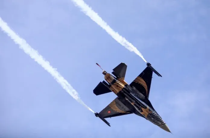 F-16 Jets Stage Military Parade in Mogadishu