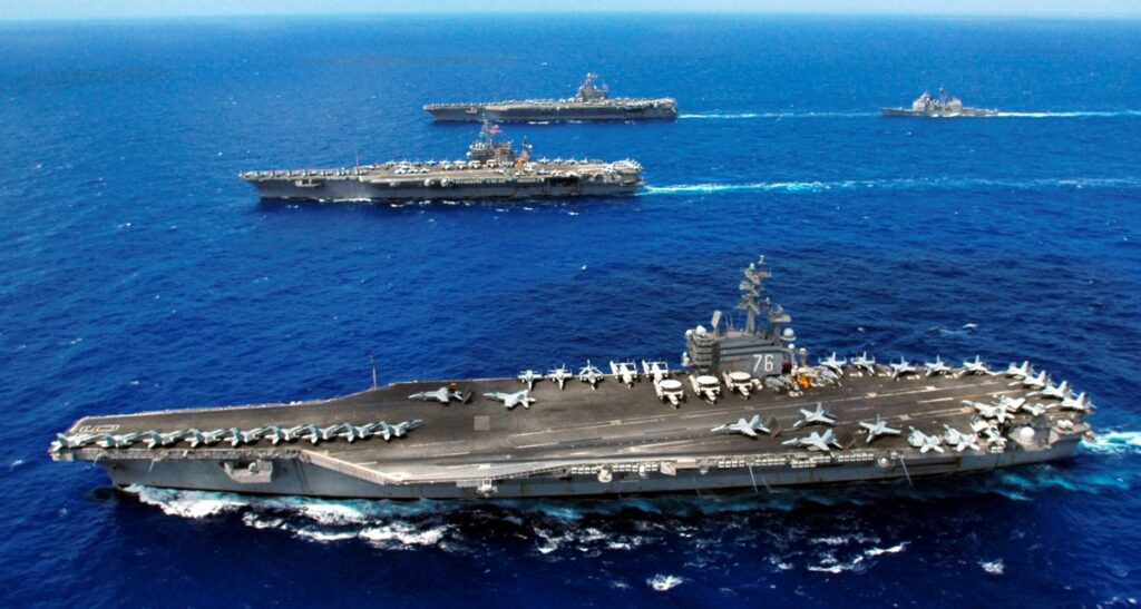 Mareykanka oo maraakiibta dagaalka adeegsanaya haddii ay fashilmaan wada-hadallada